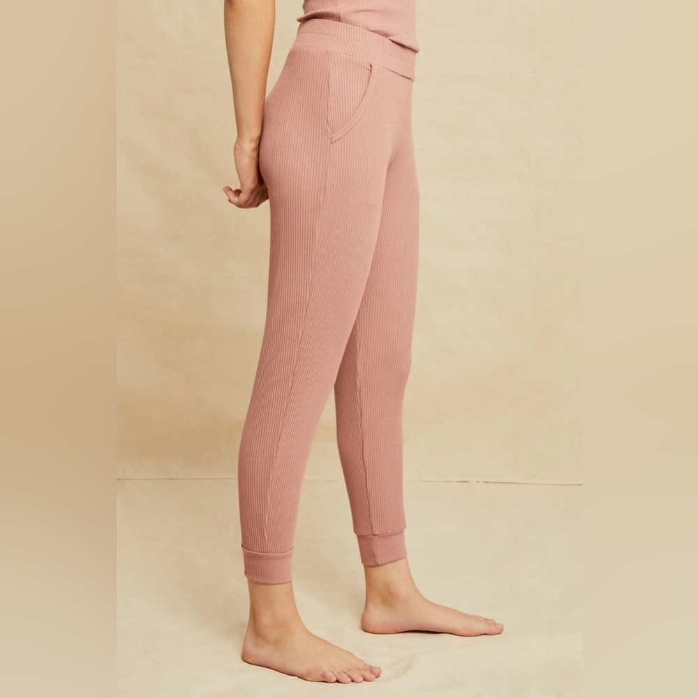Amour Vert Skylar Paris Rib Jogger Quartz Pink XS
